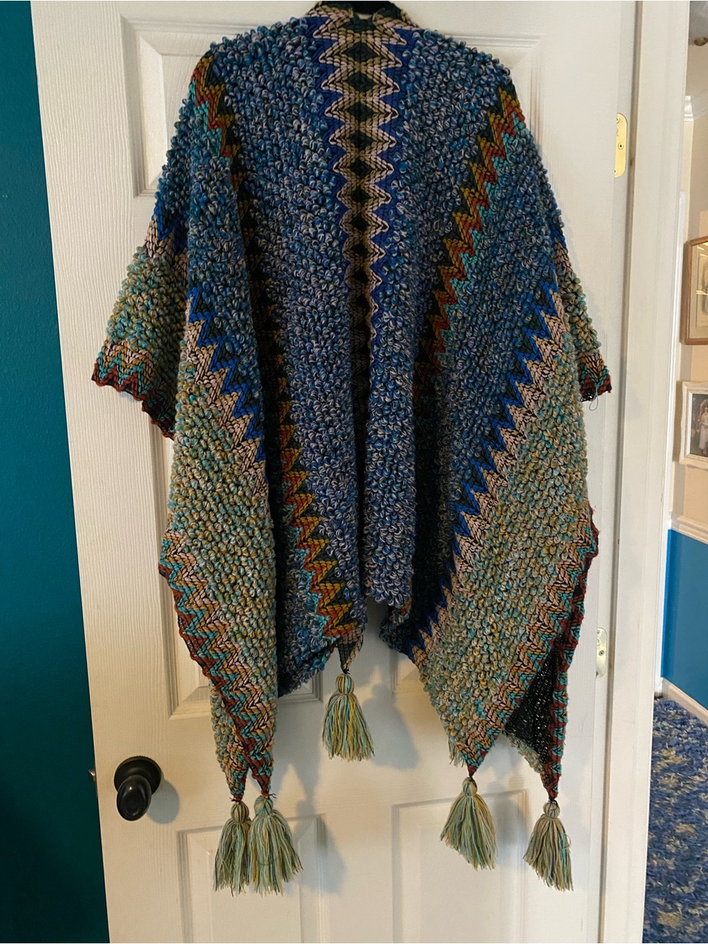 OS lightweight woven shawl NWOT